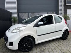 Peugeot 107 - 1.0