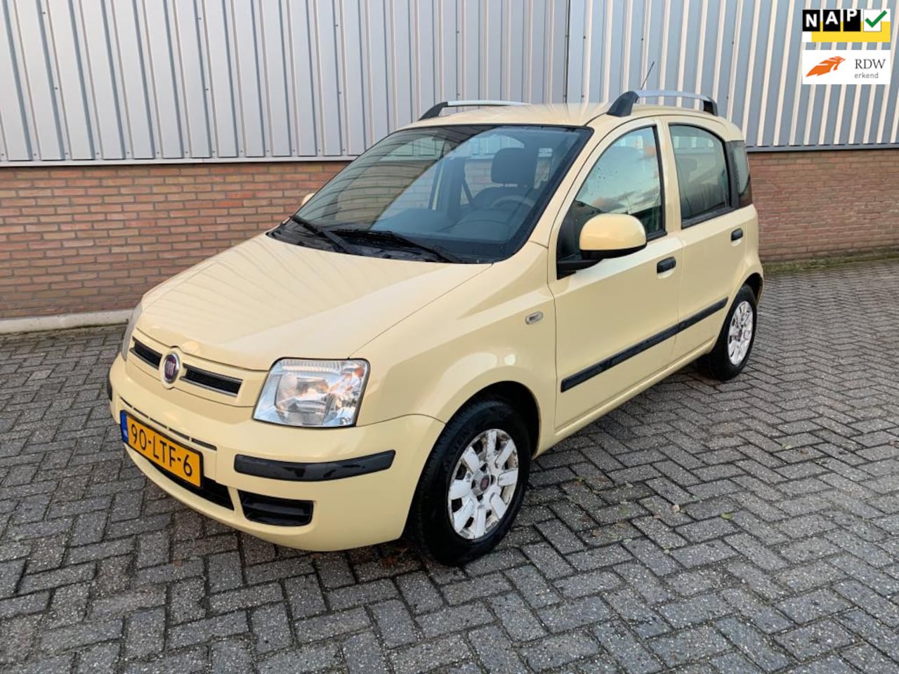 Fiat Panda - 1.2 Nieuw APK / NAP/ Airco - AutoWereld.nl