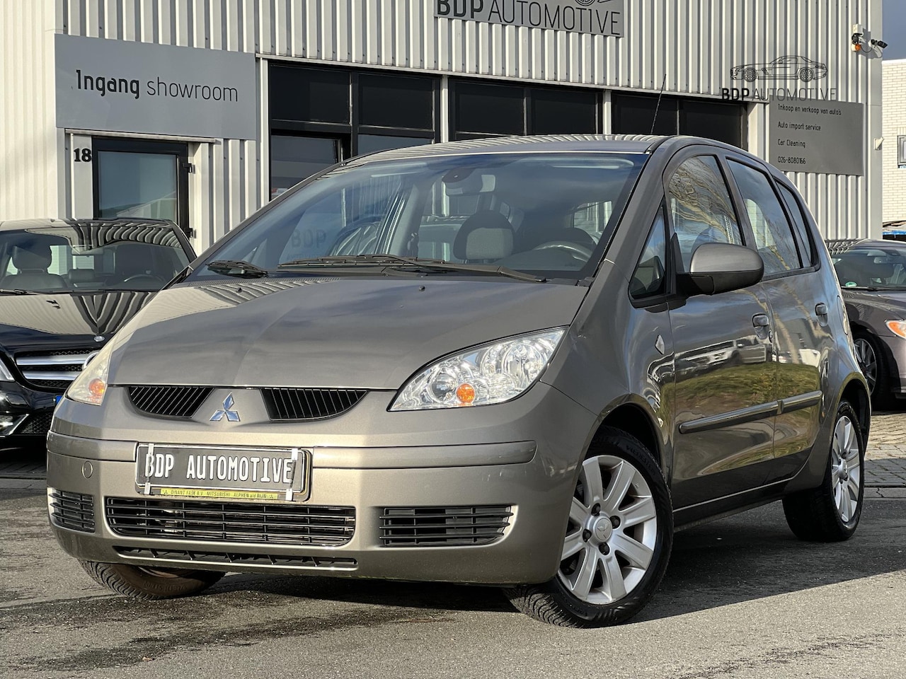 Mitsubishi Colt - 1.3 Invite+ AUTOMAAT/AIRCO/EL RAMEN/UNIEK LAGE KM STAND! - AutoWereld.nl