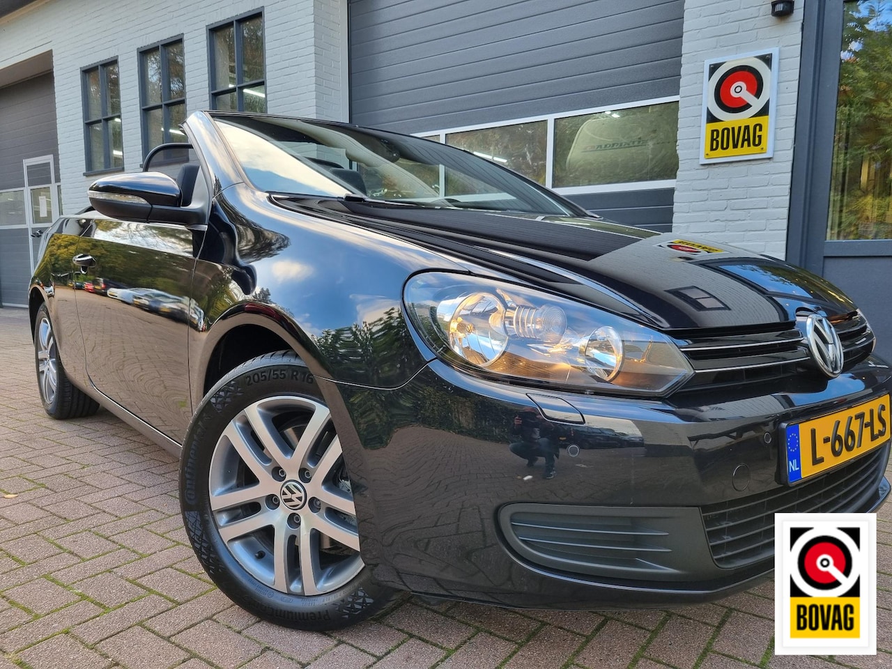 Volkswagen Golf Cabriolet - 1.2 TSI BlueMotion / ELEKTR. KAP / AIRCO ECC / PDC - AutoWereld.nl