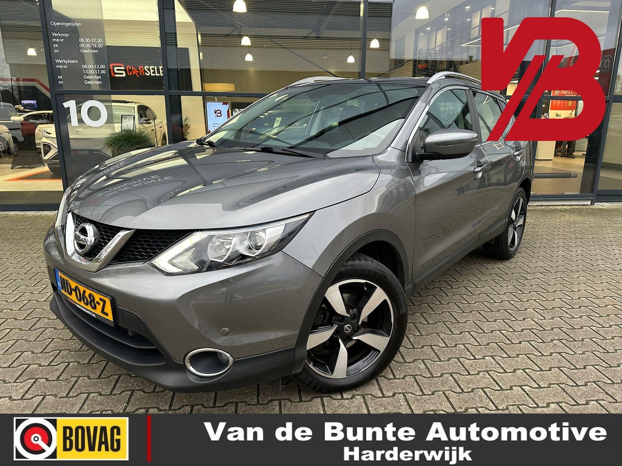 Nissan Qashqai - 1.2 Acenta *Trekhaak & Pano* - AutoWereld.nl