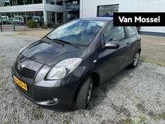 Toyota Yaris - 1.3 VVTi Sol | Airco | Dealer-onderhouden