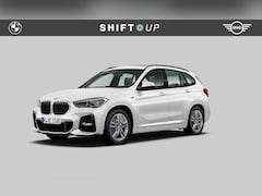 BMW X1 - xDrive25e M-Sport | Panoramadak | Adapt. Cruise Control | Stuurverwarming