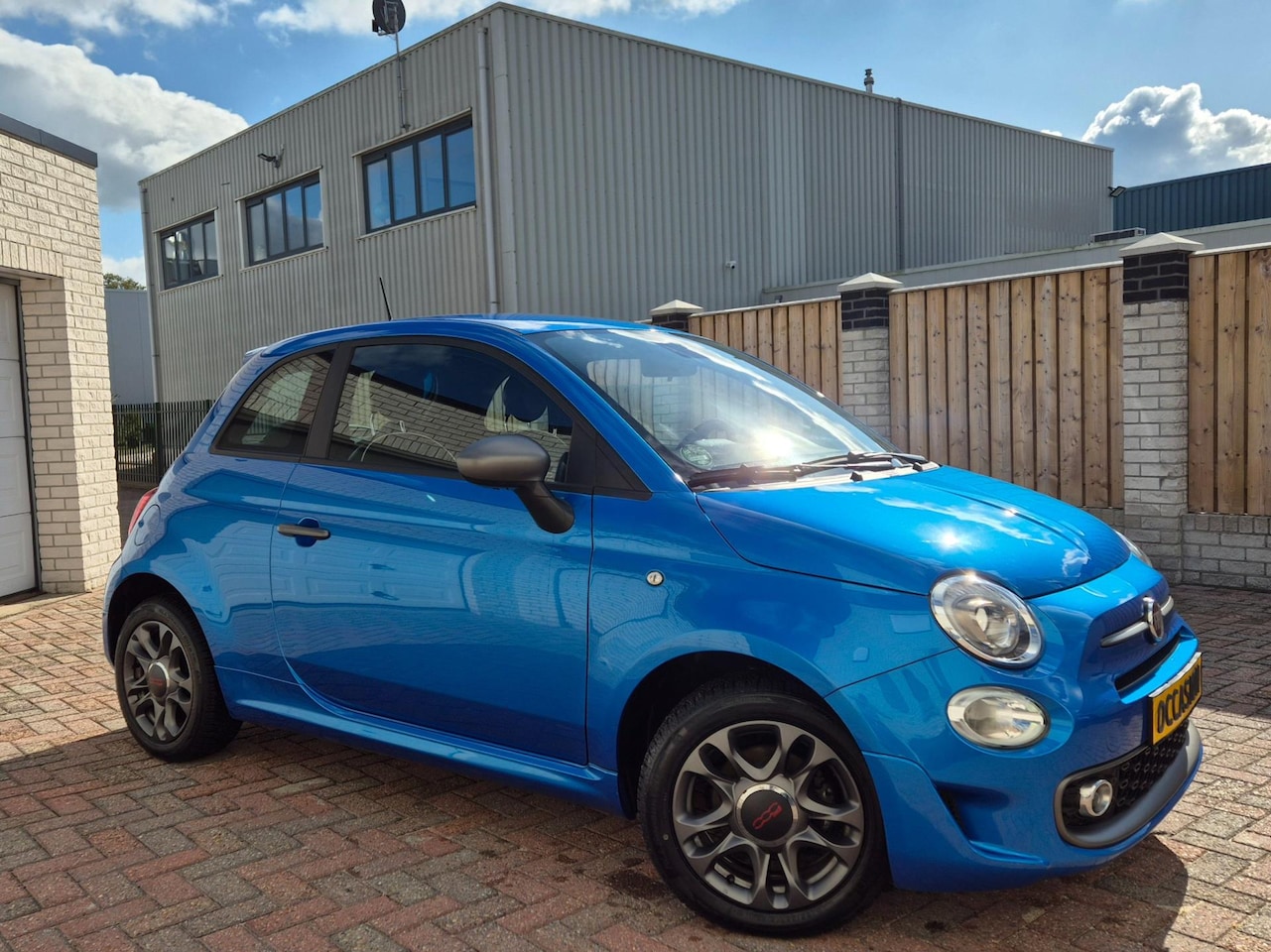 Fiat 500 - 500S 1.2 Sport Airco|Cruise|Led|Carplay|Pdc|2020 - AutoWereld.nl