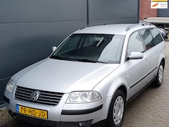 Volkswagen Passat Variant - 2.0 Comfortline Automaat Nap