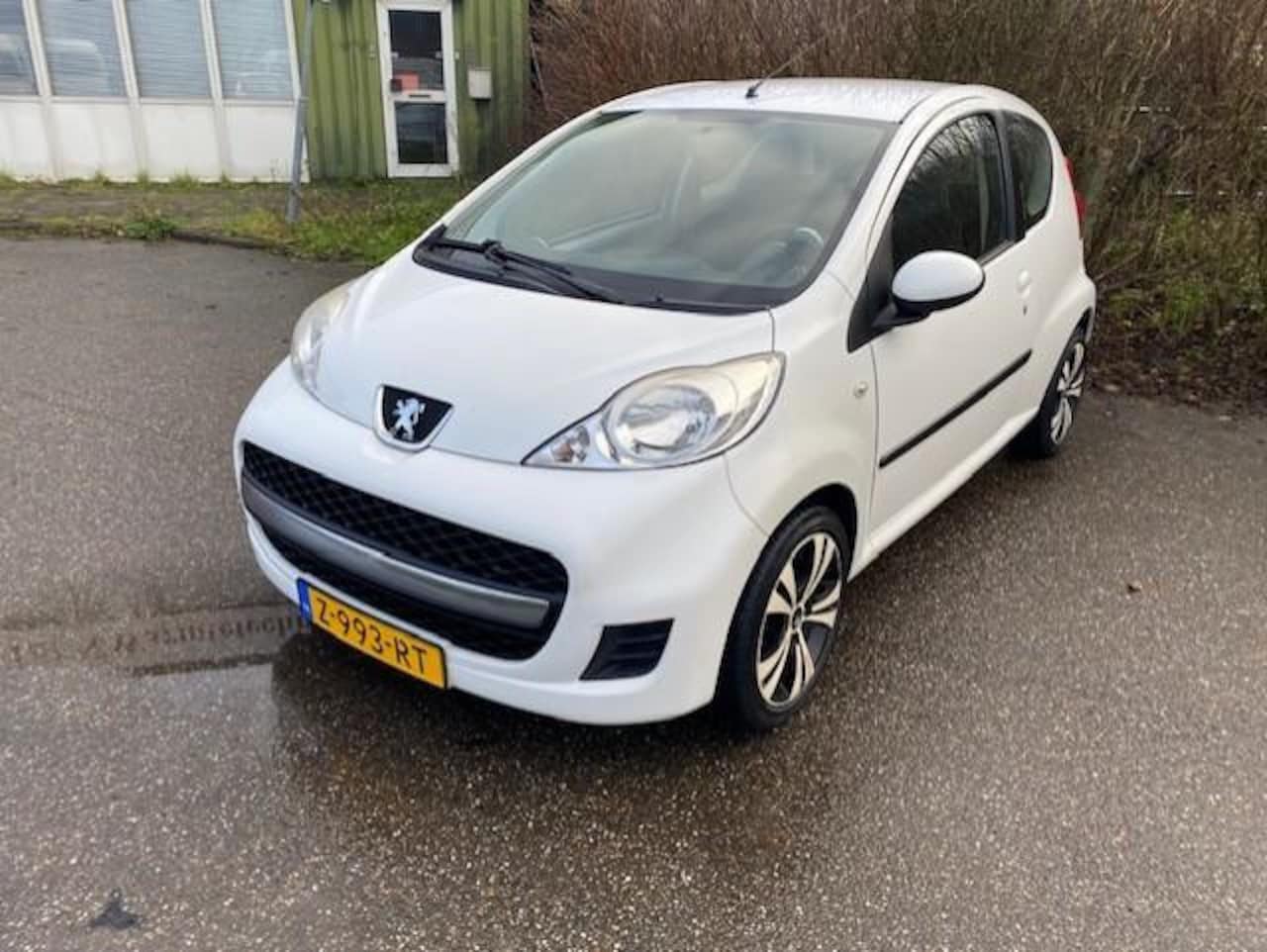 Peugeot 107 - 1.0-12V XS 1.0-12V XS - AutoWereld.nl