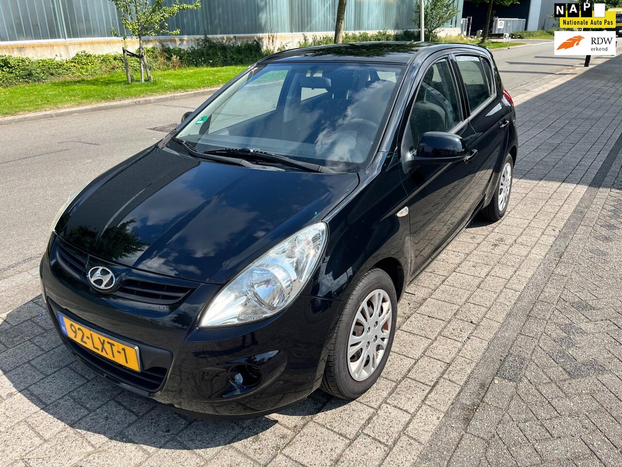 Hyundai i20 - 1.4i DynamicVersion 1.4i Dynamic Version, Apk, Nap, Goed rijdend, Inruil mogelijk. - AutoWereld.nl