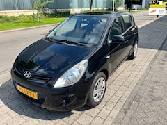 Hyundai i20 - 1.4i Dynamic Version, Apk, Nap, Goed rijdend, Inruil mogelijk