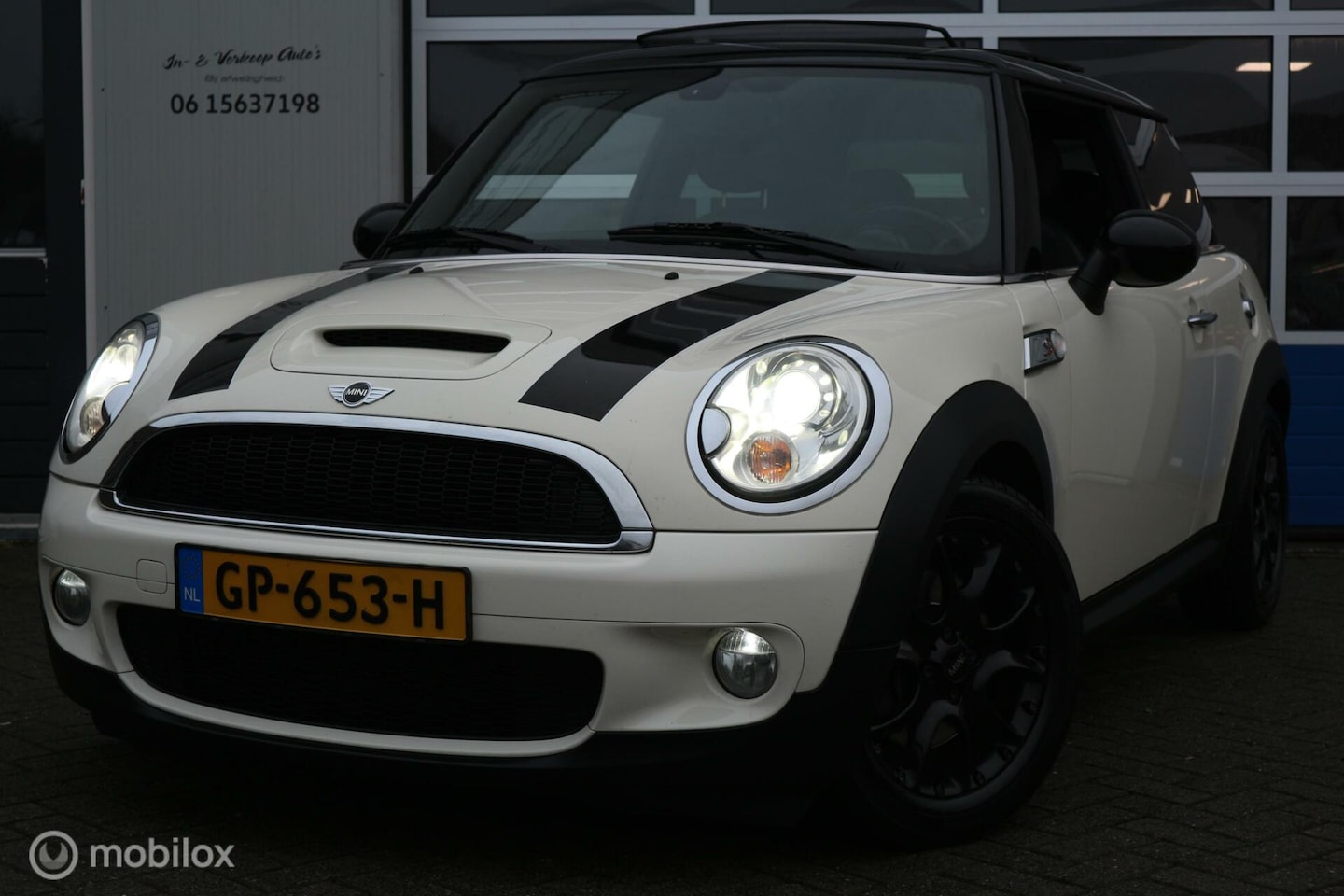 MINI Cooper S - Mini 1.6 Chili 174pk PANORAMADAK/LEER/XENON - AutoWereld.nl