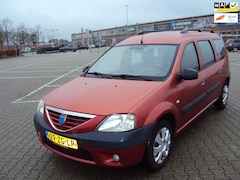 Dacia Logan MCV - 1.6-16V Lauréate 7p