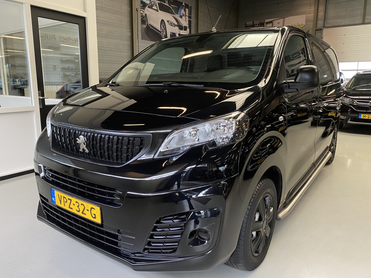 Peugeot Expert - 2.0 BlueHDI 180 Premium L2, Navi, Camera, 180pk - AutoWereld.nl