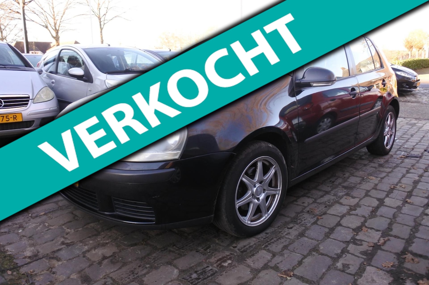 Volkswagen Golf - 1.4 Trendline 5 drs 196 dkm apk 30-4-2025 - AutoWereld.nl