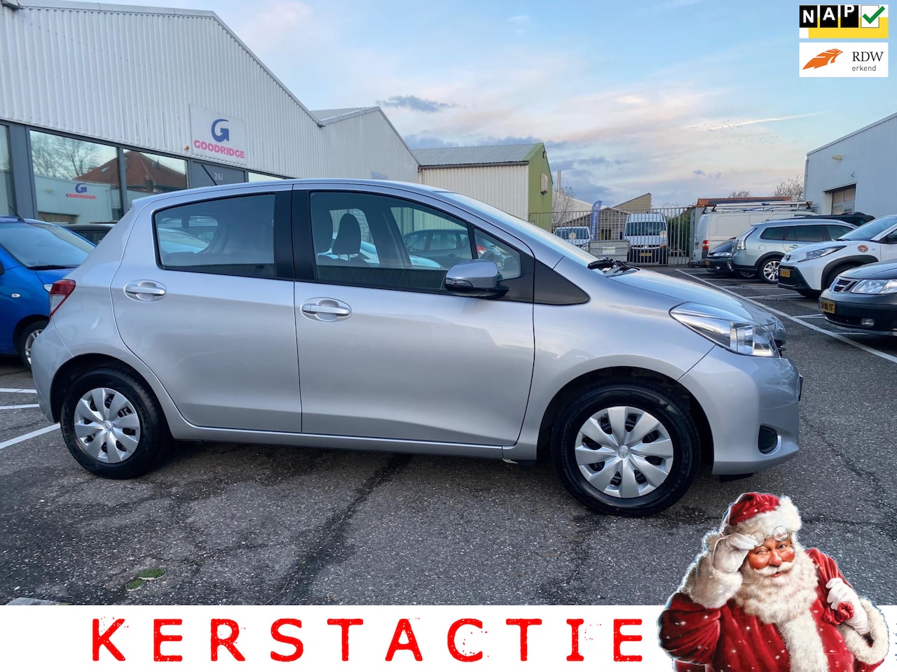 Toyota Yaris - 1.0 VVT-i Now AIRCO | 34.000km | NEDERLANDS GELEVERD | NAP | APK| - AutoWereld.nl