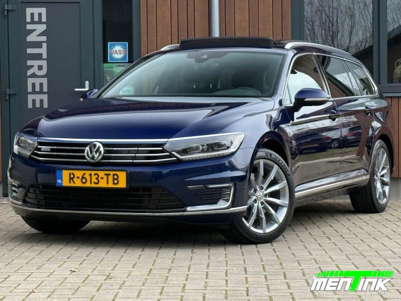 Volkswagen Passat - 1.4 TSI GTE HIGHLINE pano acc e-klep trekhaak - AutoWereld.nl