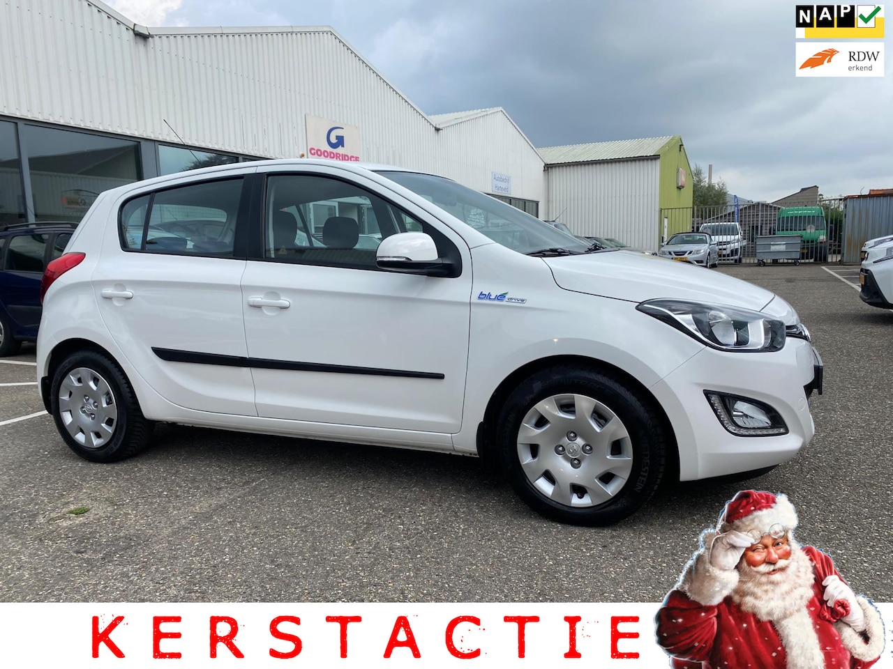 Hyundai i20 - 1.2i i-Motion AIRCO | PDC | 1e EIGENAAR | DEALER ONDERHOUDEN | NAP | APK - AutoWereld.nl