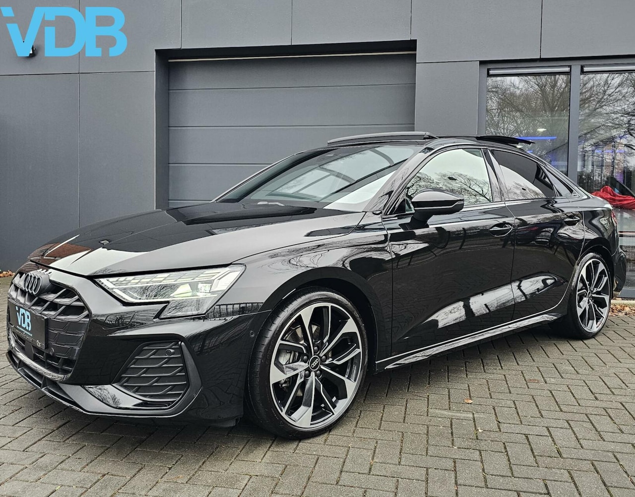 Audi A3 Limousine - 35 TFSI S-Line FACELIFT RS STOELEN BOMVOL! - AutoWereld.nl