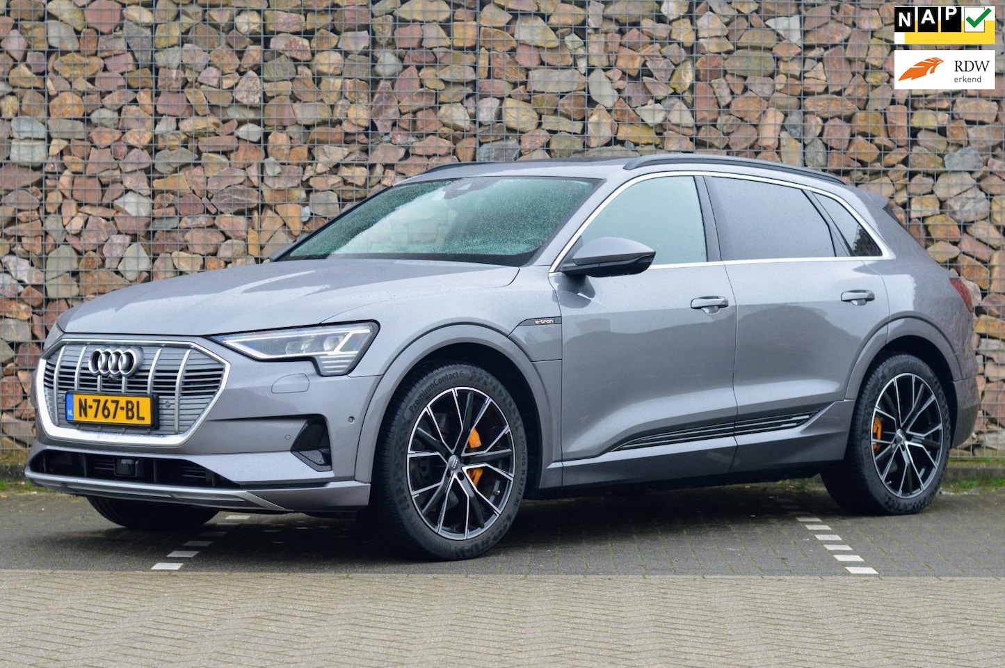 Audi e-tron - E-tron 55 quattro advanced 95 kWh - AutoWereld.nl