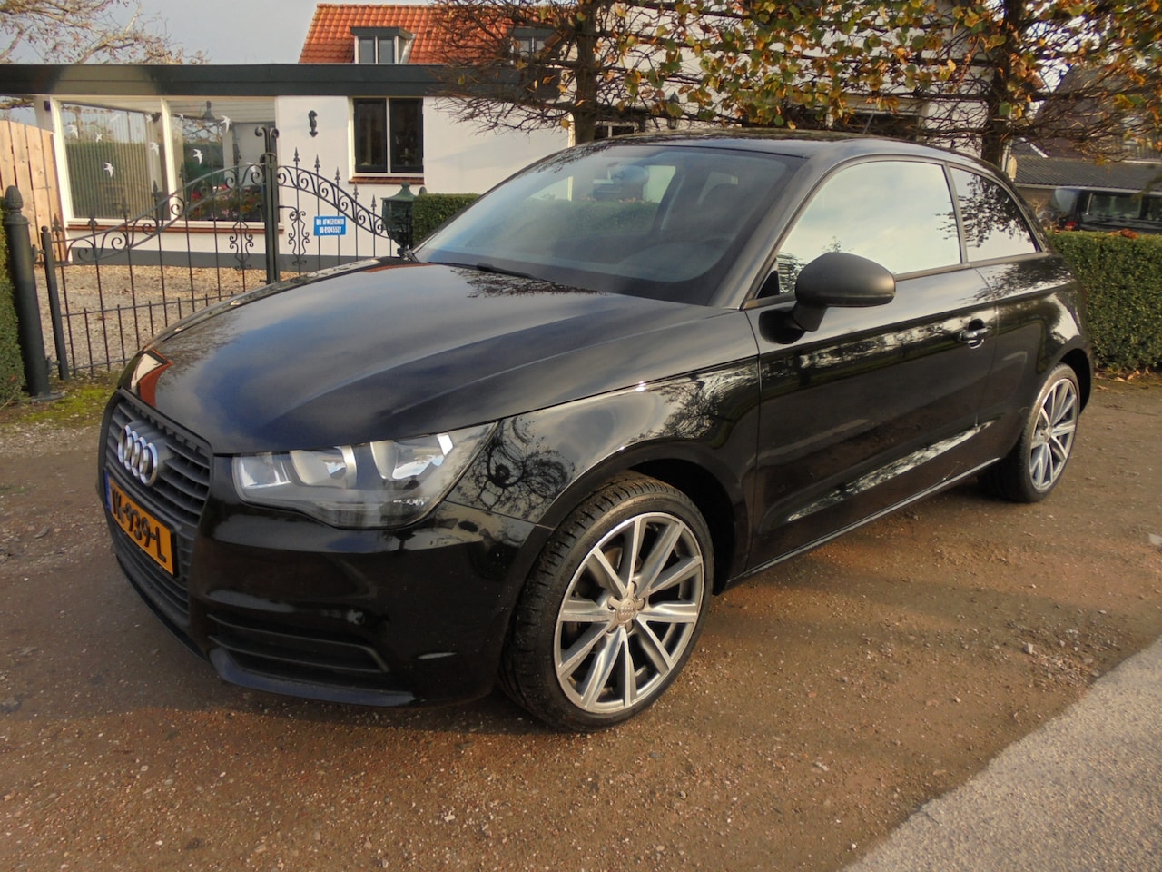 Audi A1 - 1.2 TFSI Attraction 1.2 TFSI Attraction - AutoWereld.nl