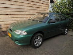 Hyundai Excel - 1.3i LS *SCHUURVONDST*36.000 org.km.*LOOPT NIET