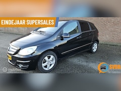 Mercedes-Benz B-klasse - 160 BlueEFFICIENCY sportpakket/navi/trekh