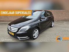 Mercedes-Benz B-klasse - 180 Ambition 6 bak/led/xenon/navi/pdc v+a