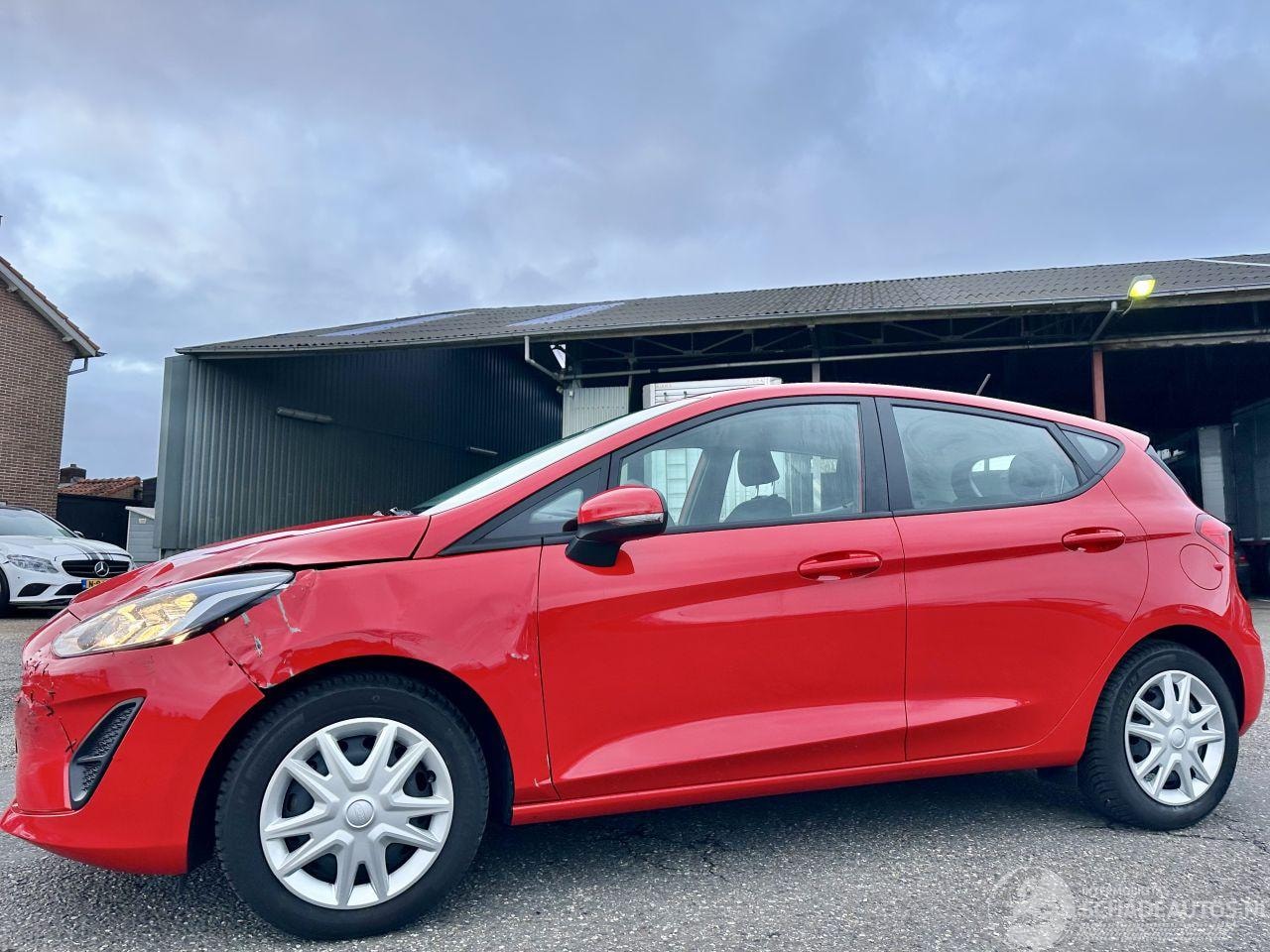 Ford Fiesta - 1.0 EcoBoost Turbo 94pk 6-bak - bwjr 2021 - Connected - airco - 34dkm nap - cruise - line - AutoWereld.nl