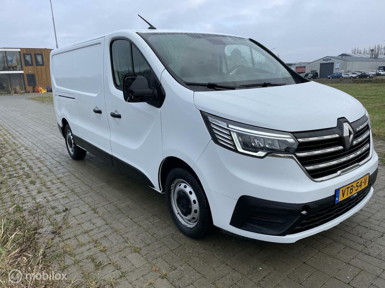 Renault Trafic - bestel 2.0 dCi 130 T30 L2H1 Comfort - AutoWereld.nl