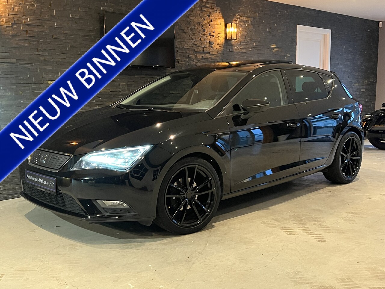 Seat Leon - 1.0 EcoTSI Style Connect Bj: 2016 / N.A.P / Apk tot 07-2025 - AutoWereld.nl