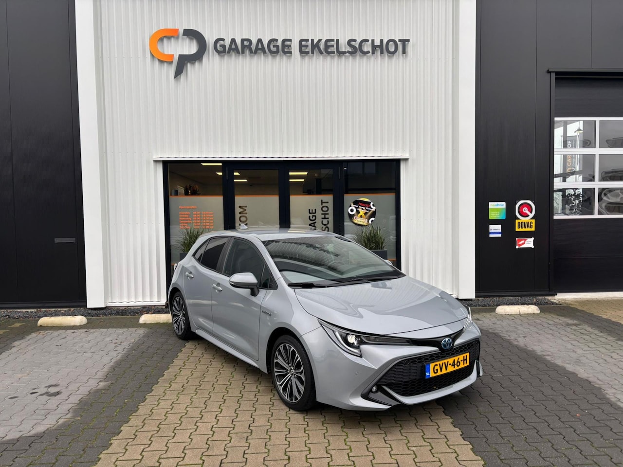 Toyota Corolla - 2.0 Hybrid 177pk Dynamic Sport - AutoWereld.nl