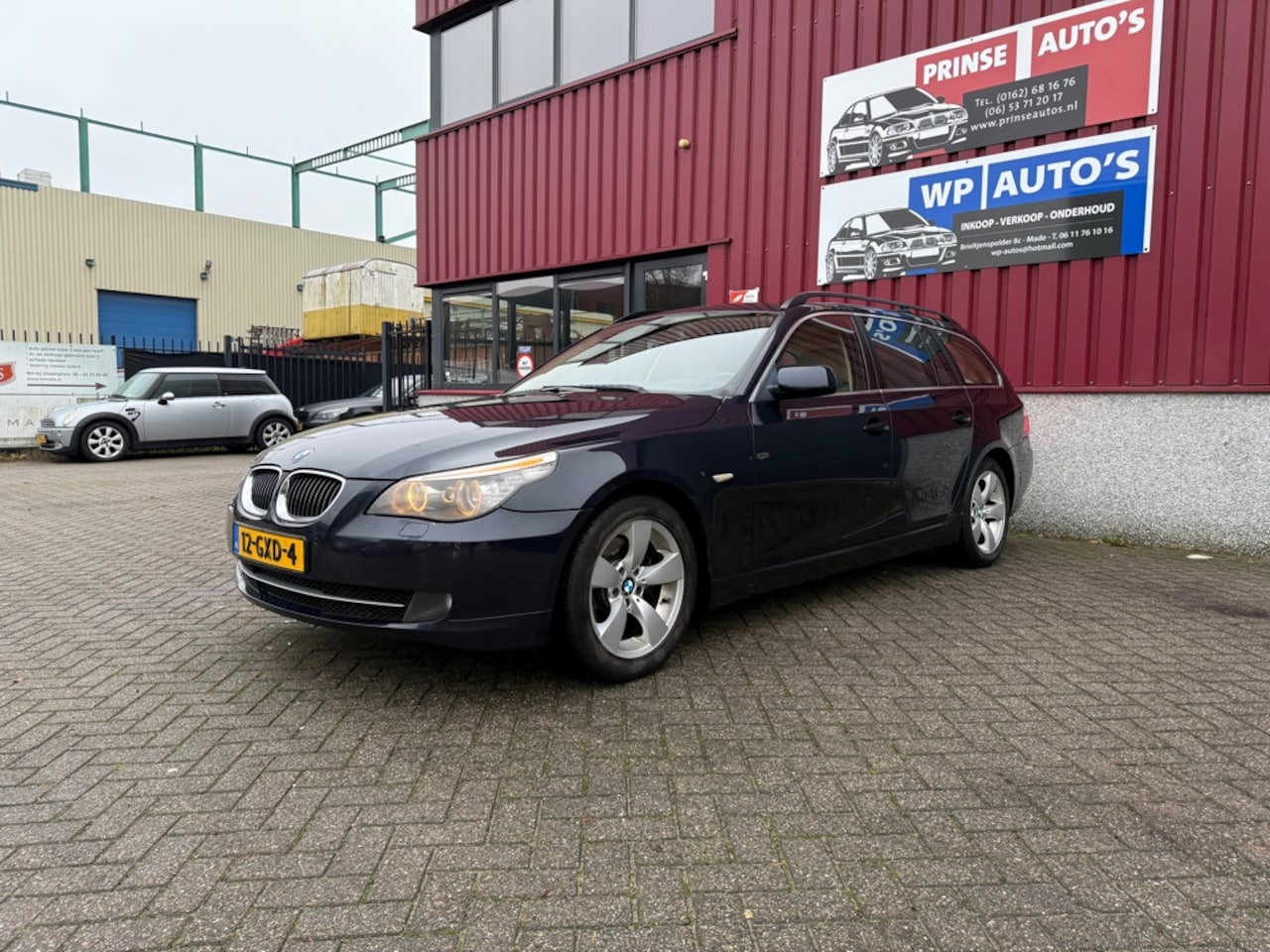 BMW 5-serie Touring - 525i Facelift Full option - AutoWereld.nl