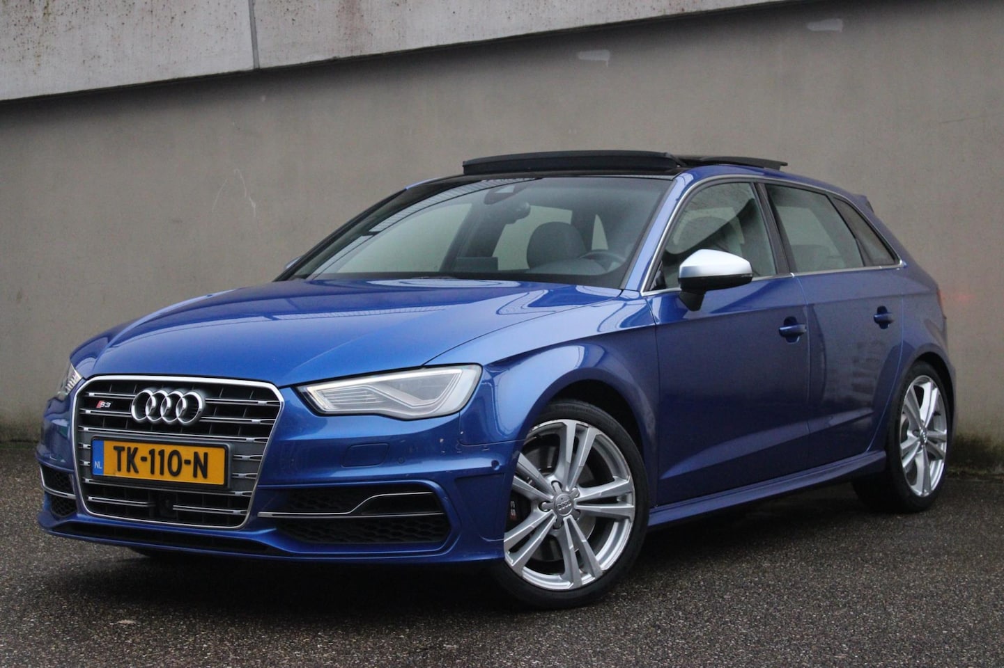 Audi S3 - Quattro Sportback | Keyless| Adaptive Cruise| Pano-dak| Camera | Stoelverwarming | Uniek! - AutoWereld.nl