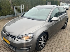 Volkswagen Golf - 1.4 TSI 5DRS Comfortline ECC PANO LMV PDC PARK-ASSYST