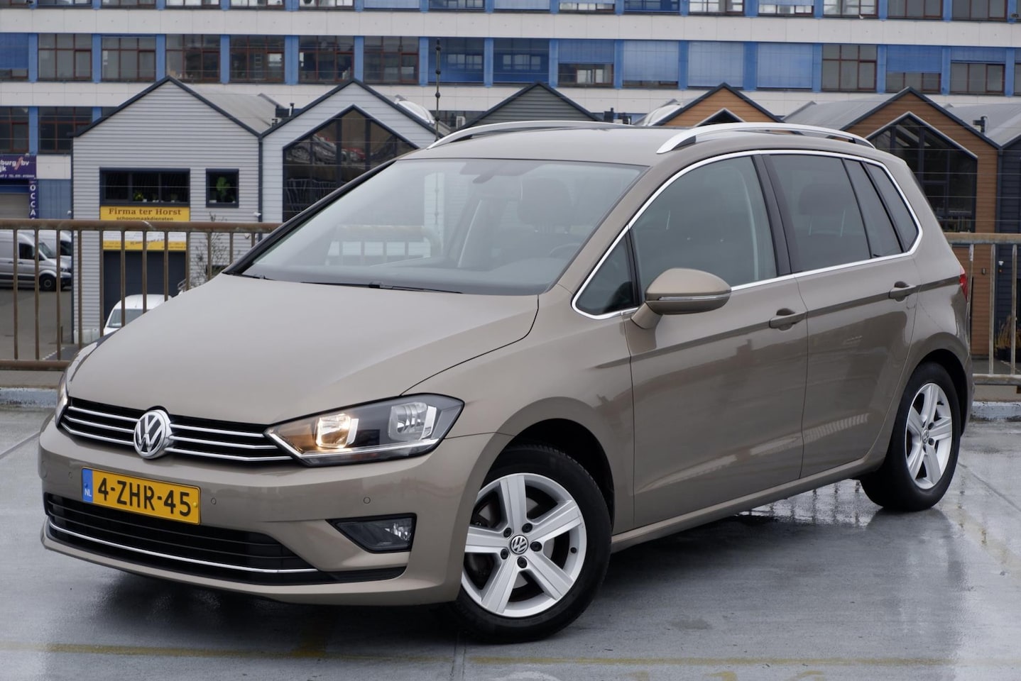 Volkswagen Golf Sportsvan - 1.4 TSI 150PK Highline NL AUTO 1e EIGENAAR - AutoWereld.nl