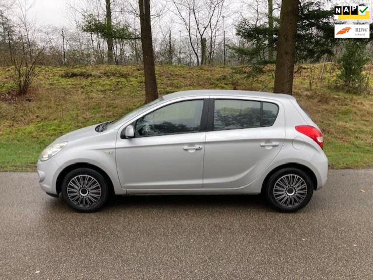 Hyundai i20 - 1.4i Dynamic Airco - AutoWereld.nl