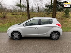 Hyundai i20 - 1.4i Dynamic Airco