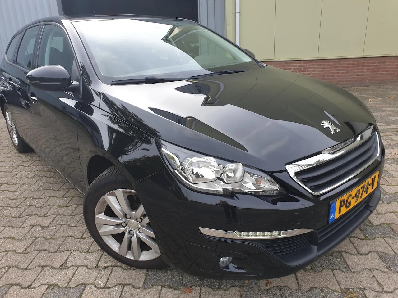 Peugeot 308 SW - 1.6 BlueHDI Blue Lease 1.6 Blue HDI Blue Lease - AutoWereld.nl