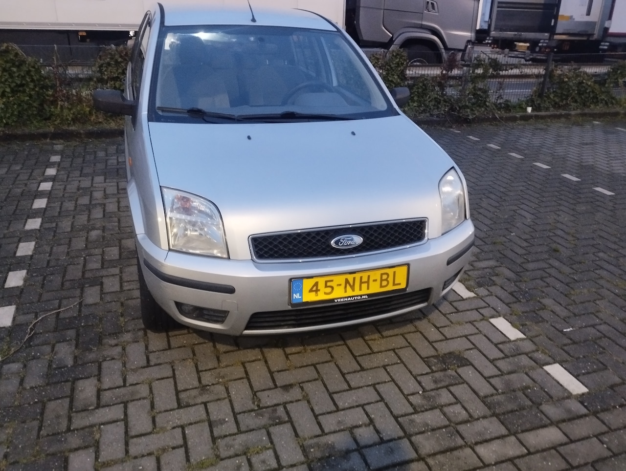 Ford Fusion - 1.4-16V Luxury - AutoWereld.nl