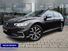 Volkswagen Passat Variant - 1.4 TSI PHEV GTE Business | ACC | Trekhaak | Camera |