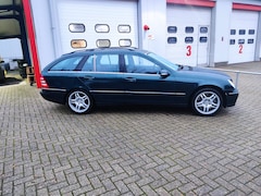 Mercedes-Benz C-klasse Combi - 350 Avantgarde 4-Matic 3.5 Combi AUT 2006 Groen