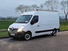 Renault Master - T35 2.3 dCi L2H2 Navi Euro6 NAP Airco Trekhaak Imperiaal-Trap 1e Eigenaar