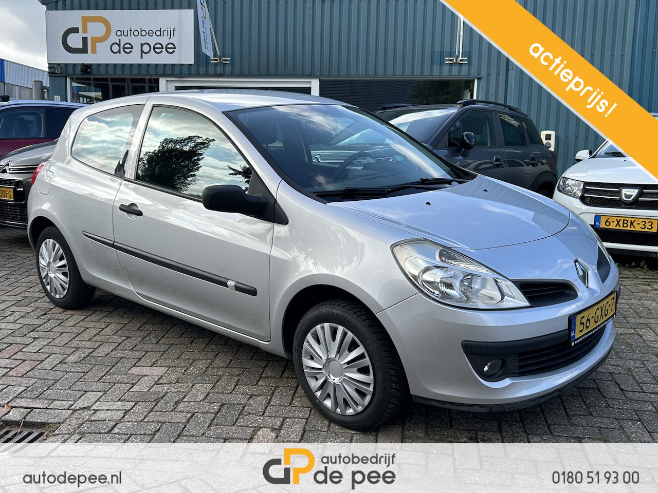 Renault Clio - 1.2-16V Special Line NW.APK/NW.KOPPELING/AIRCO/RADIO-CD/ - AutoWereld.nl