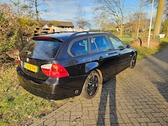 BMW 3-serie Touring - 320i Executive