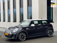 MINI Mini-Electric - Yours 33 kWh 182 PK, panoramadak, leder, harman cardon, led verlichting, alle opties, digi