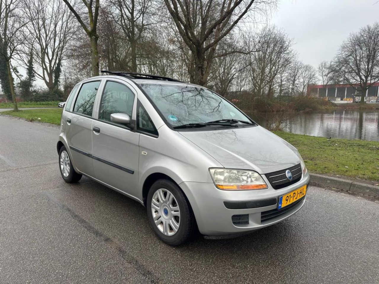 Fiat Idea - 1.4-16V Dynamic* Open dak* Apk 12-2025* N.A.P.!! - AutoWereld.nl