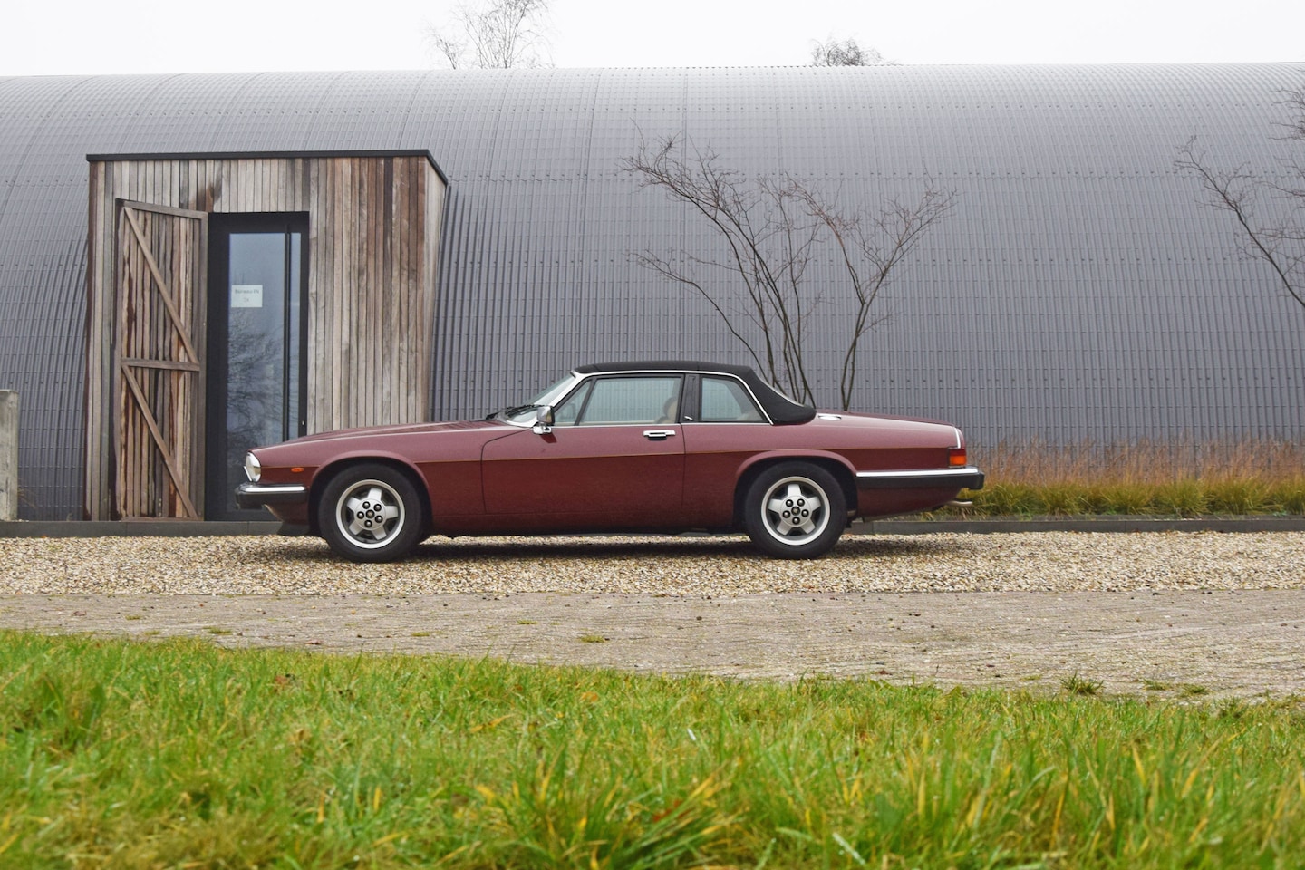 Jaguar XJS - 3.6 XJ-SC Convertertible Manual – Claret Metallic – 101838km  – Y1988 - AutoWereld.nl