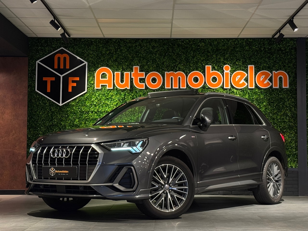 Audi Q3 - 40 TFSI Quattro |3xSLINE|PANO|B&O|ACC|MATRIX - AutoWereld.nl