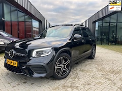 Mercedes-Benz GLB - 200 AMG Night Pano Camera Memory ACC PDC NAP