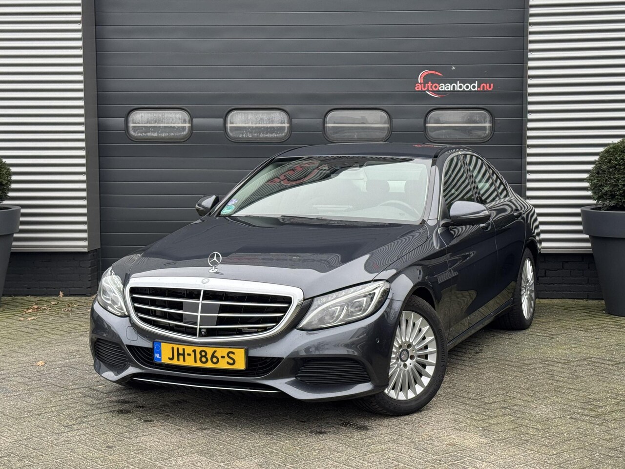 Mercedes-Benz C-klasse - 350 e Lease Edition Plus | 360* Camera | Adaptive Cruise Control | Lane Assist | Navigatie - AutoWereld.nl