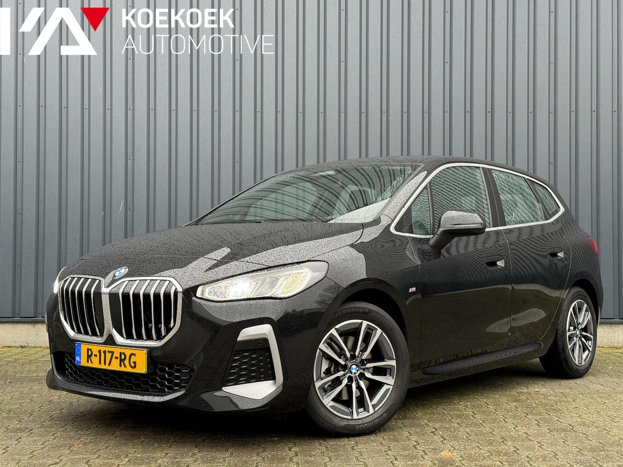 BMW 2-serie Active Tourer - 218i M-Sport | Leder | Trekhaak - AutoWereld.nl