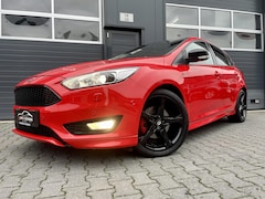 Ford Focus - 1.5 ST-Line 182 PK *DAK*CAMERA*XENON*CRUISE*NAVI